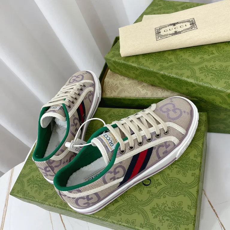 Gucci Shoe 